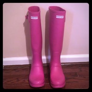 GUC Matte Pink Tall Hunter Boots sz 8